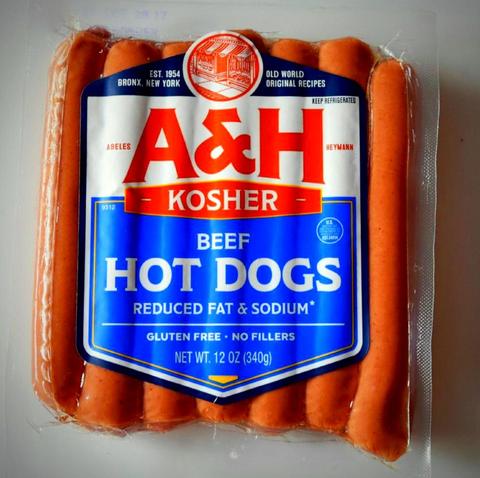 Hot Dogs 